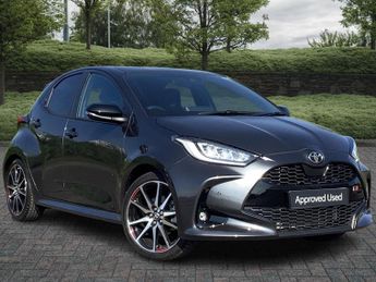 Toyota Yaris 1.5 Hybrid GR Sport 5dr CVT