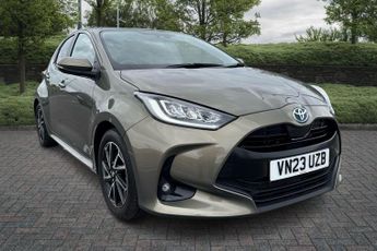 Toyota Yaris 1.5 Hybrid Design 5dr CVT