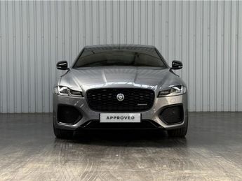 Jaguar XF 2.0 D200 R-Dynamic SE Black 4dr Auto