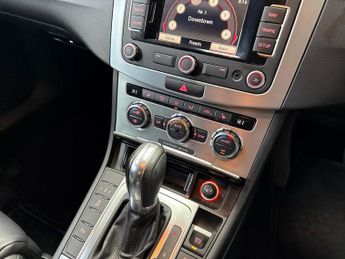 VOLKSWAGEN CC 2.0 Tdi Bluemotion Tech Gt Saloon 4Dr Diesel Dsg Euro 5 (S/S) (1