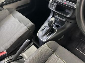 CITROEN C3 1.2 Puretech Shine Hatchback 5Dr Petrol Eat6 Euro 6 (S/S) (110 P