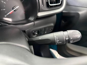 CITROEN C3 1.2 Puretech Shine Hatchback 5Dr Petrol Eat6 Euro 6 (S/S) (110 P