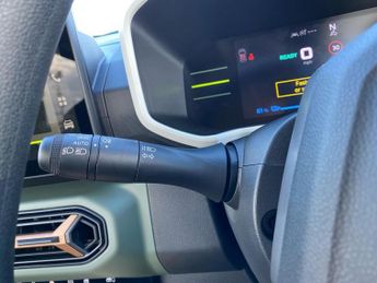 DACIA Spring 27Kwh Extreme 65 48Kw 5Dr Auto