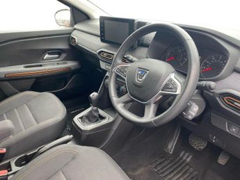 DACIA SANDERO STEPWAY 1.0 Tce Comfort Hatchback 5Dr Petrol Cvt Euro 6 (S/S) (90 Ps)