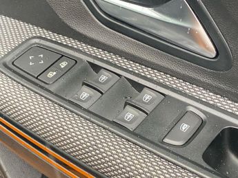 DACIA SANDERO STEPWAY 1.0 Tce Comfort Hatchback 5Dr Petrol Cvt Euro 6 (S/S) (90 Ps)