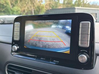 HYUNDAI KONA 64Kwh Premium Se Suv 5Dr Electric Auto (204 Ps)