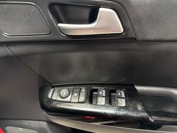 KIA SPORTAGE 2.0 Crdi Kx-3 5Dr Auto