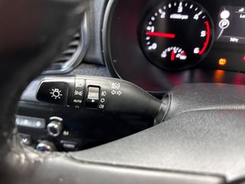 KIA SPORTAGE 2.0 Crdi Kx-3 5Dr Auto