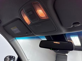 KIA NIRO 1.6 Gdi Hybrid 3 5Dr Dct