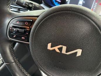 KIA NIRO 1.6 Gdi Hybrid 3 5Dr Dct