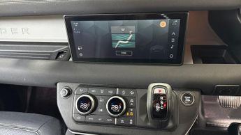 LAND ROVER DEFENDER 3.0 D250 X-Dynamic Se 110 5Dr Auto [6 Seat]
