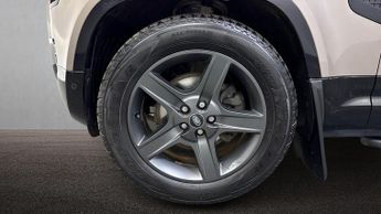 LAND ROVER DEFENDER 3.0 D250 X-Dynamic Se 110 5Dr Auto [6 Seat]