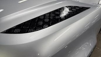 LAND ROVER DEFENDER 3.0 D250 X-Dynamic Se 90 3Dr Auto