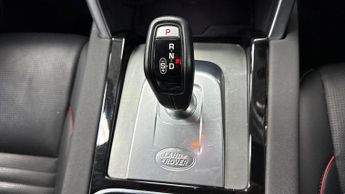 LAND ROVER DISCOVERY SPORT 2.0 D200 R-Dynamic Se 5Dr Auto
