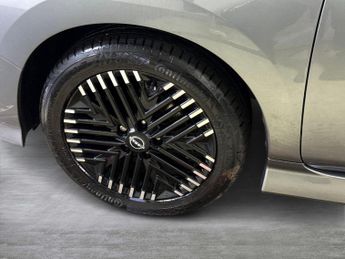 NISSAN LEAF 110Kw N-Connecta 39Kwh 5Dr Auto