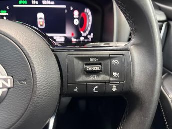 NISSAN QASHQAI 1.5 H E-Power Kuro Edition Suv 5Dr Petrol Hybrid Auto Euro 6 (S/