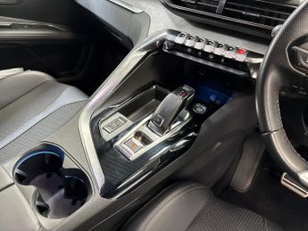 PEUGEOT 3008 1.2 Puretech Gt Suv 5Dr Petrol Eat Euro 6 (S/S) (130 Ps)