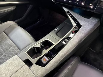 PEUGEOT 3008 73Kwh Gt Suv 5Dr Electric Auto (210 Ps)