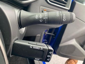 RENAULT CLIO 1.6 E-Tech Esprit Alpine Hatchback 5Dr Petrol Hybrid Auto Euro 6