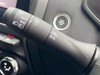 RENAULT CLIO 1.6 E-Tech Esprit Alpine Hatchback 5Dr Petrol Hybrid Auto Euro 6