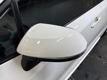 TOYOTA COROLLA 1.8 Vvt-I Hybrid Commercial Auto