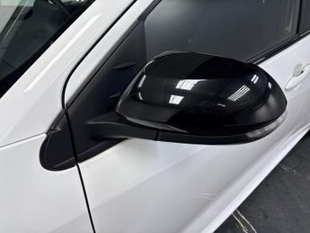 TOYOTA YARIS 1.5 Vvt-H Gr Sport Hatchback 5Dr Petrol Hybrid E-Cvt Euro 6 (S/S