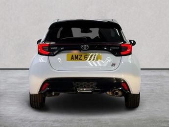 TOYOTA YARIS 1.5 Vvt-H Gr Sport Hatchback 5Dr Petrol Hybrid E-Cvt Euro 6 (S/S