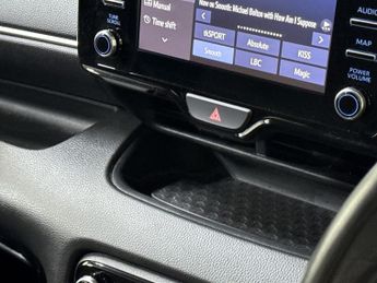 TOYOTA YARIS 1.5 Vvt-H Icon Hatchback 5Dr Petrol Hybrid E-Cvt Euro 6 (S/S) (1