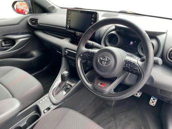 TOYOTA YARIS 1.5 Vvt-H Gr Sport Hatchback 5Dr Petrol Hybrid E-Cvt Euro 6 (S/S