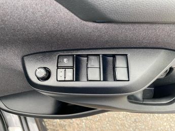 TOYOTA YARIS 1.5 Vvt-H Gr Sport Hatchback 5Dr Petrol Hybrid E-Cvt Euro 6 (S/S