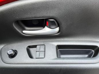 TOYOTA AYGO X 1.0 Vvt-I Edge Hatchback 5Dr Petrol X-Shift Euro 6 (S/S) (72 Ps)