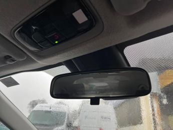 TOYOTA YARIS 1.5 Vvt-H Icon Hatchback 5Dr Petrol Hybrid E-Cvt Euro 6 (S/S) (1