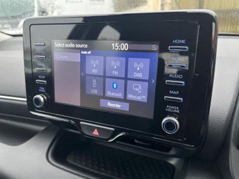 TOYOTA YARIS 1.5 Vvt-H Icon Hatchback 5Dr Petrol Hybrid E-Cvt Euro 6 (S/S) (1