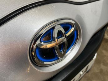 TOYOTA YARIS 1.5 Vvt-H Icon Hatchback 5Dr Petrol Hybrid E-Cvt Euro 6 (S/S) (1