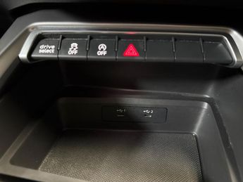 AUDI A3 1.0 Tfsi 30 S Line Sportback 5Dr Petrol S Tronic Euro 6 (S/S) (1