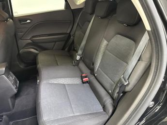 RENAULT CAPTUR 1.6 E-Tech Iconic Edition Suv 5Dr Petrol Hybrid Auto Euro 6 (S/S