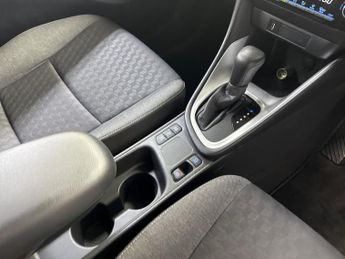 TOYOTA YARIS 1.5 Vvt-H Icon Hatchback 5Dr Petrol Hybrid E-Cvt Euro 6 (S/S) (1