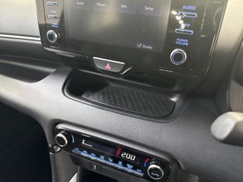 TOYOTA YARIS 1.5 Vvt-H Icon Hatchback 5Dr Petrol Hybrid E-Cvt Euro 6 (S/S) (1