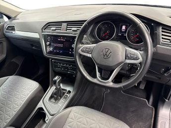 VOLKSWAGEN TIGUAN 1.5 Tsi Life Suv 5Dr Petrol Dsg Euro 6 (S/S) (150 Ps)