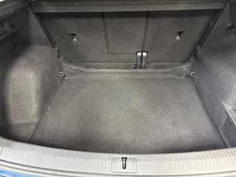 VOLKSWAGEN TIGUAN 1.5 Tsi Life Suv 5Dr Petrol Dsg Euro 6 (S/S) (150 Ps)