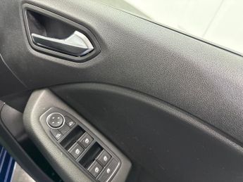 RENAULT CLIO 1.6 E-Tech Evolution Hatchback 5Dr Petrol Hybrid Auto Euro 6 (S/