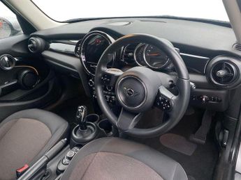 MINI HATCHBACK 1.5 Cooper Classic Hatchback 5Dr Petrol Steptronic Euro 6 (S/S) 