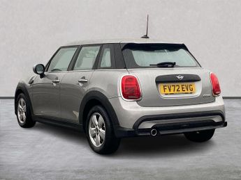 MINI HATCHBACK 1.5 Cooper Classic Hatchback 5Dr Petrol Steptronic Euro 6 (S/S) 