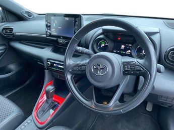 TOYOTA YARIS 1.5 Vvt-H Dynamic Hatchback 5Dr Petrol Hybrid E-Cvt Euro 6 (S/S)