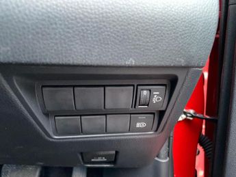 TOYOTA YARIS 1.5 Vvt-H Dynamic Hatchback 5Dr Petrol Hybrid E-Cvt Euro 6 (S/S)