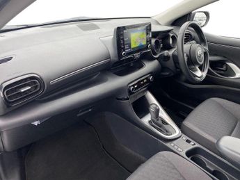 TOYOTA YARIS 1.5 Vvt-H Design Hatchback 5Dr Petrol Hybrid E-Cvt Euro 6 (S/S) 
