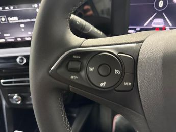 VAUXHALL MOKKA 100Kw Design 50Kwh 5Dr Auto