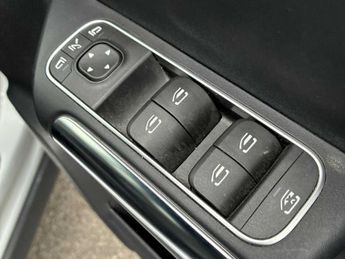 Mercedes-Benz EQA Eqa 250 140Kw Amg Line 66.5Kwh 5Dr Auto