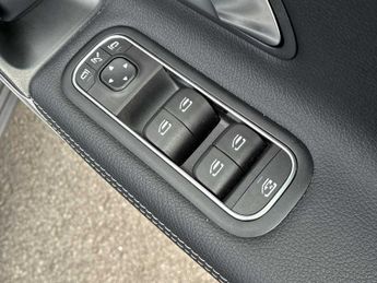 MERCEDES-BENZ A CLASS A180D [2.0] Sport Executive 5Dr Auto