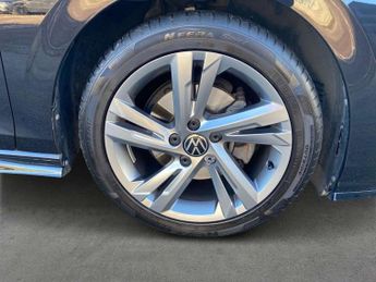 Volkswagen GOLF 2.0 Tdi 150 R-Line 5Dr Dsg